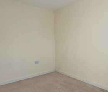 The Crossings, Newark, Nottinghamshire, NG24 - Photo 3