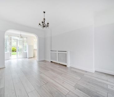 3 bedroom terraced house to rent - Photo 4
