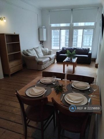 1 bedroom flat to rent - Photo 2