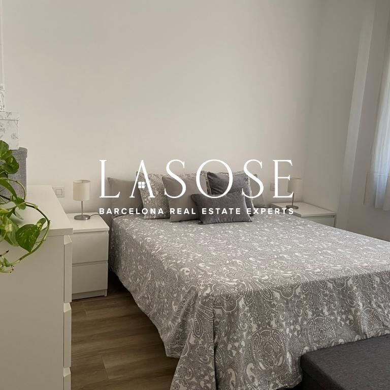 Flat 45m² to rent in Les Tres Torres, Barcelona - Photo 1