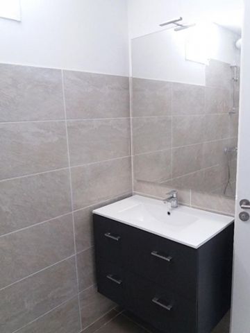 Location Appartement 59m² 3 pièces Fort de france - Photo 3