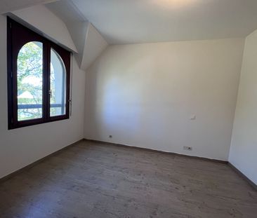 Location Maison 5 pièces 129m² - Photo 3