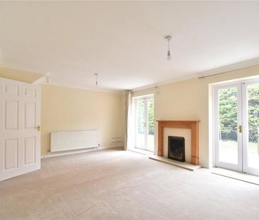 4 bedroom detached house to rent - Photo 1
