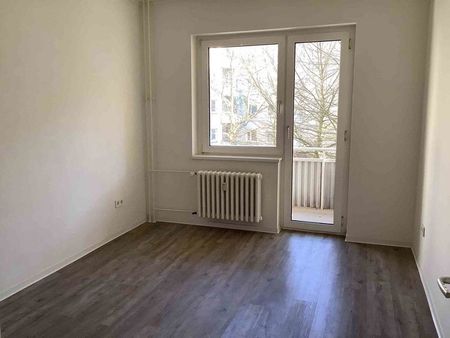 Für Kurzentschlossene - Anmietung ab ca. 12.11.24: Modernisierte 1-Zimmer-Wohnung mit Balkon - Photo 5