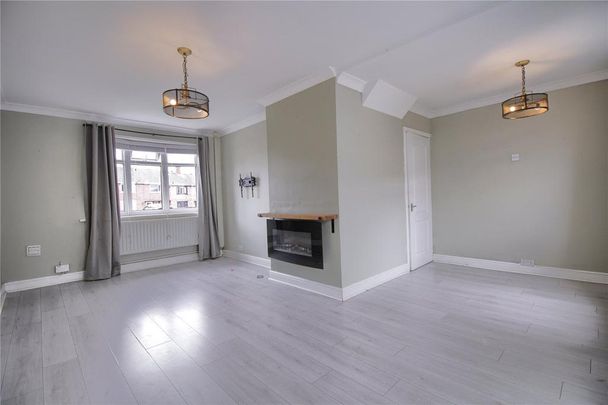 4 bedroom semi-detached house to rent - Photo 1