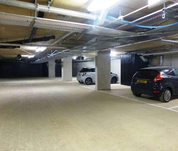 Hayling Way, Edgware, HA8 - Photo 2