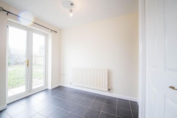 2 bedroom semi-detached house to rent - Photo 1