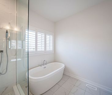 For Lease - 59 Danielle Moore Circle Unit# Upper Unit, Toronto, Ont... - Photo 4