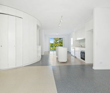 Two bedroom & study unit in the Varsity CBD - Photo 2