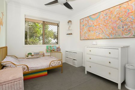CHARMING 3 BEDROOM DUPLEX - Photo 5