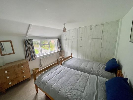 3 bedroom semi-detached house to rent - Photo 1