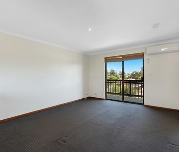 9/4 Swanbourne St - Photo 1