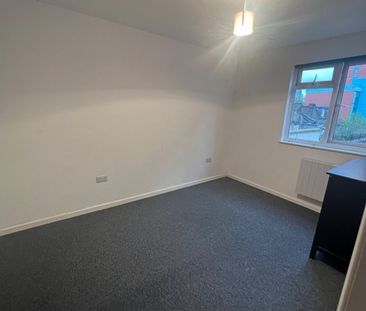 1 Bed Flat, Ida Street, E14 - Photo 3