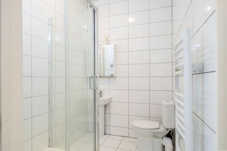 Market Street, Loughborough - Photo 3