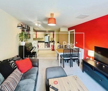 Leatherhead,KT22 - Photo 1