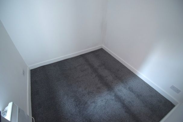 To Let 2 Bed Ground Floor Flat - Photo 1