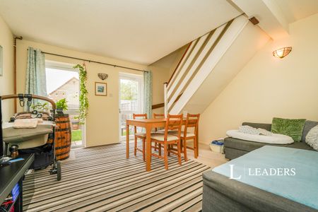 2 bedroom house to rent Maple Close, Hardwicke, Gloucester, GL2 - Photo 5