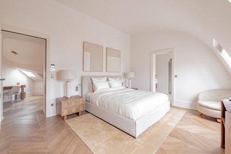 Appartement • Paris 1er - Photo 2