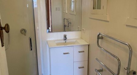 76 Mitchell St - Photo 3