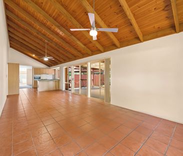 Comfortable Family Living in Miners Rest - Photo 5