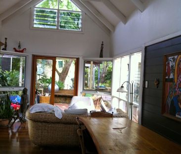 East Fremantle - Photo 1