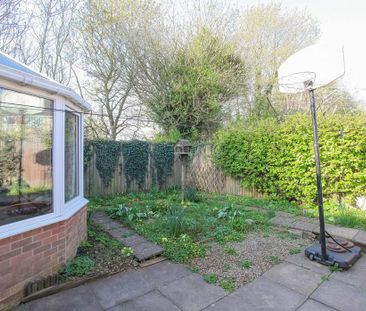 2 bedroom detached bungalow to rent - Photo 6