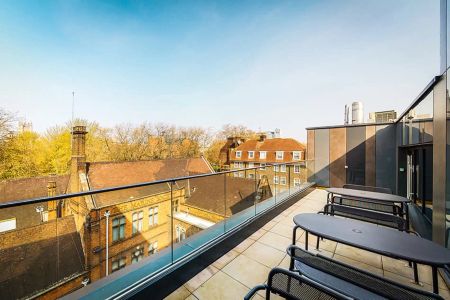 Silver Studio - Photo 2