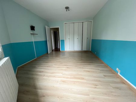 Location Appartement 3 pièces 101m² - Photo 4