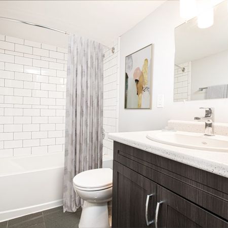 Pharmacy Apartments - Photo 3