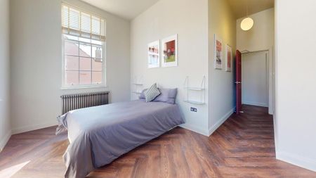 4 bedroom flat to rent - Photo 4