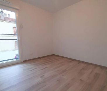 Appartement à louer 3 pièces 67.7m² - Photo 2