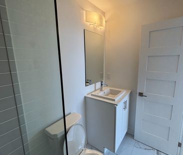 For Lease - 17 Lytham Green Circle Unit# 26, Newmarket, Ontario - Photo 6