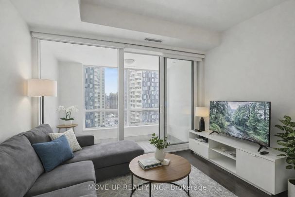 9085 Jane Street #1201 - Photo 1