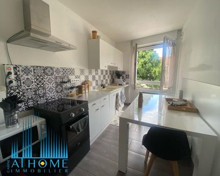 Location Appartement 2 pièces 55m² ST CHAMOND 42400 - Photo 5