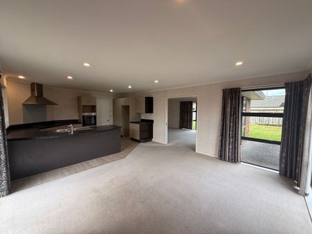 Kelvin Grove - Photo 2