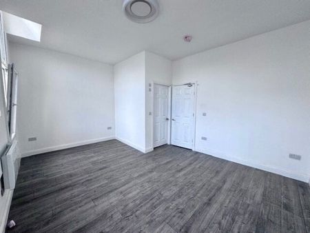 Knowsley Street, Bolton BL1 - Photo 5