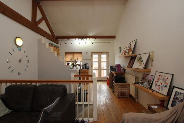 2 bedroom townhouse to rent - Photo 1