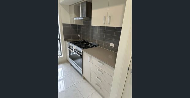 Contact 0403810712 - Photo 1