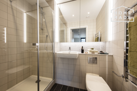 3 bedroom flat to rent - Photo 3