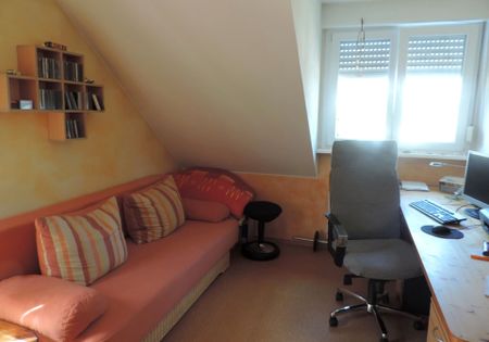 56179 Vallendar:Helle 3-ZKB-Wohnung mit Balkon & Garage in ruhiger Lage von Vallendar - Photo 2