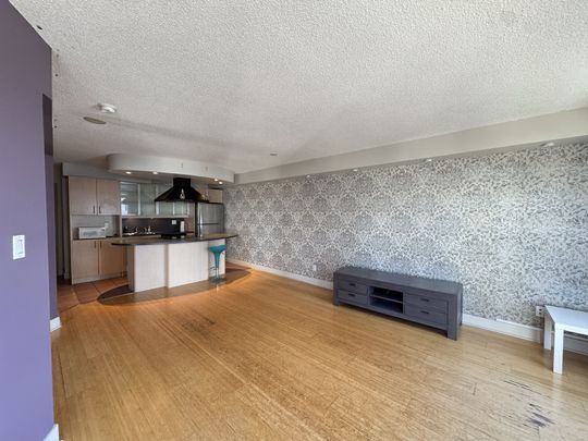 For Lease - 550 Queens Quay Unit# 807, Toronto, Ontario - Photo 1