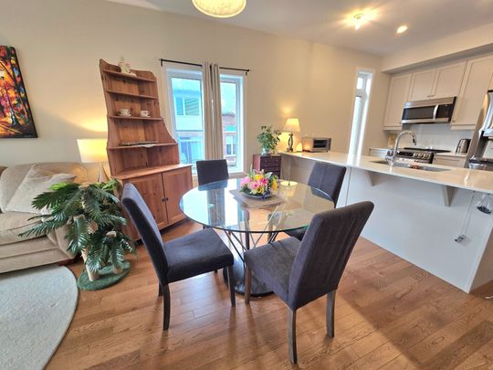 For Lease - 844 Ralph Hennessy Avenue, Blossom Park - Airport and Area, Ontario - Photo 1