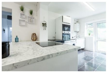 Room in a Shared House, Croydon Road, CR0 - Photo 5