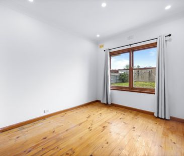 Perfectly Positioned To Public Transport & Stockland Wendouree - Photo 1
