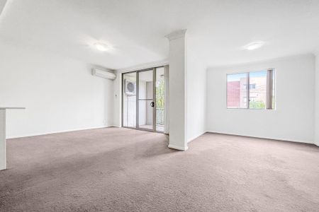 18/1-11 Lydbrook Street, Westmead. - Photo 4