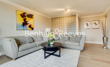 3 Bedroom flat to rent in Boydell Court, St. Johns Wood Park, NW8 - Photo 5