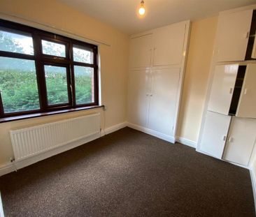 2 bedroom semi-detached house to rent - Photo 5