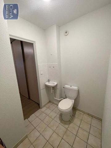 Location Appartement 4 pièces 91m² BEAUVAIS 60000 - Photo 5