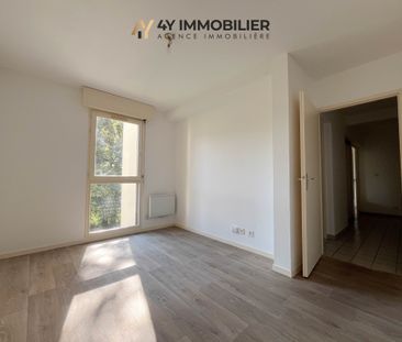 Location Appartement 2 pièces 56m² MEYLAN 38240 - Photo 3