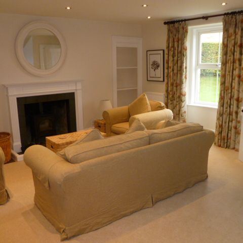 2 bedroom detached house to rent - Photo 1